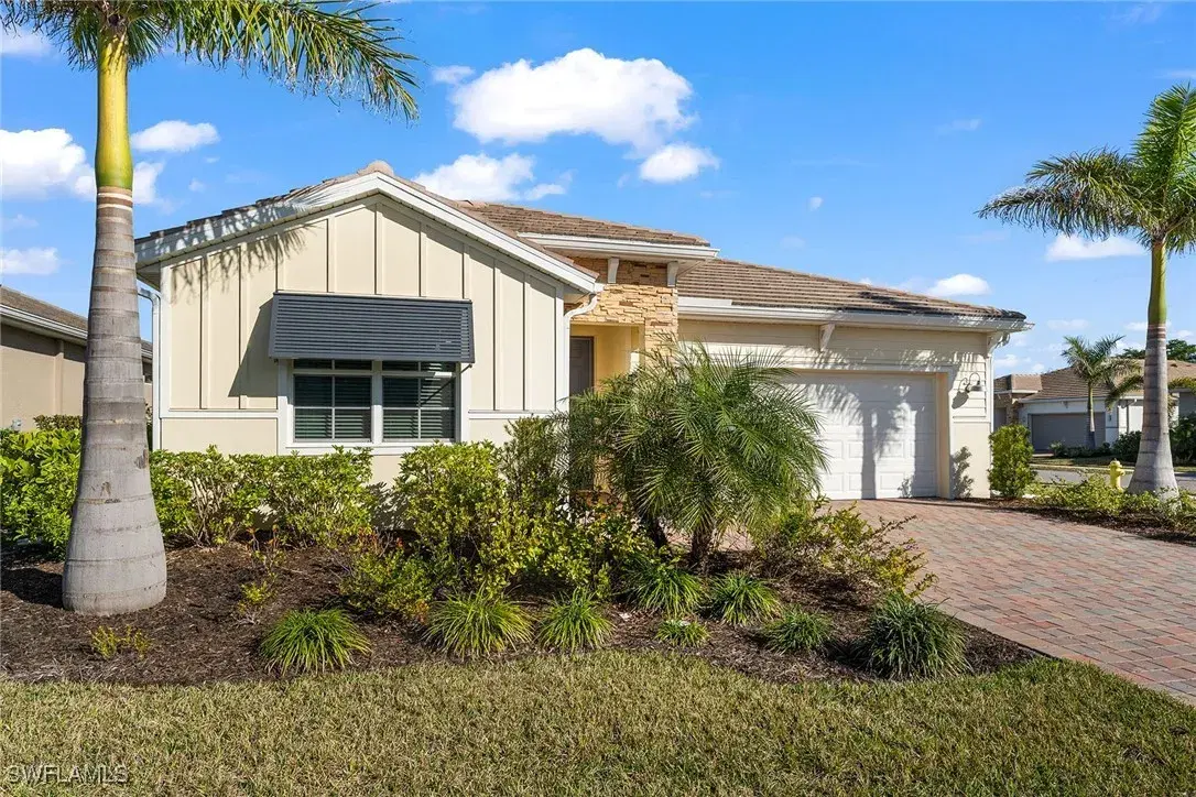 Picture of 345 Deauville Loop, Naples, FL 34114