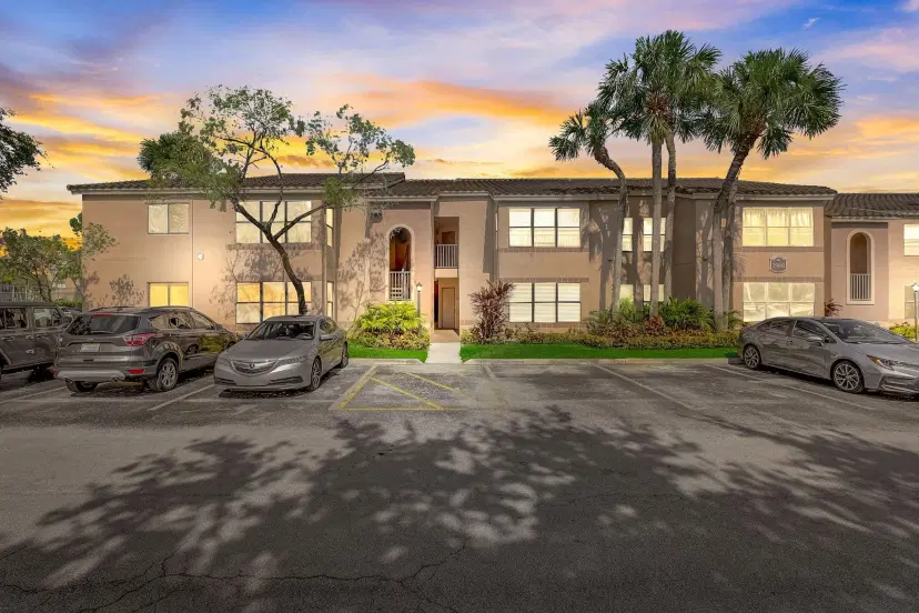 Picture of 2900 S University Dr 9102, Davie FL 33328