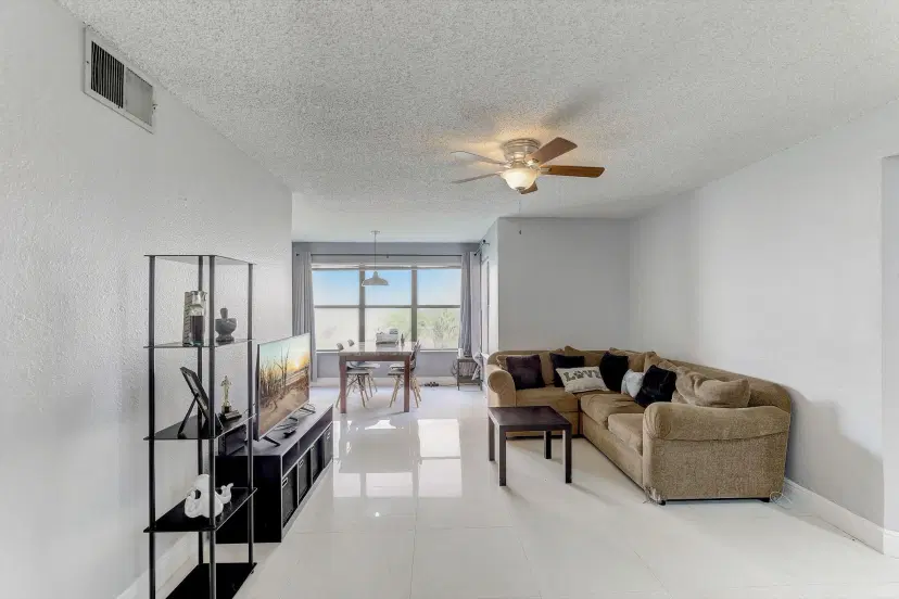 Picture of 2900 S University Dr 9102, Davie FL 33328