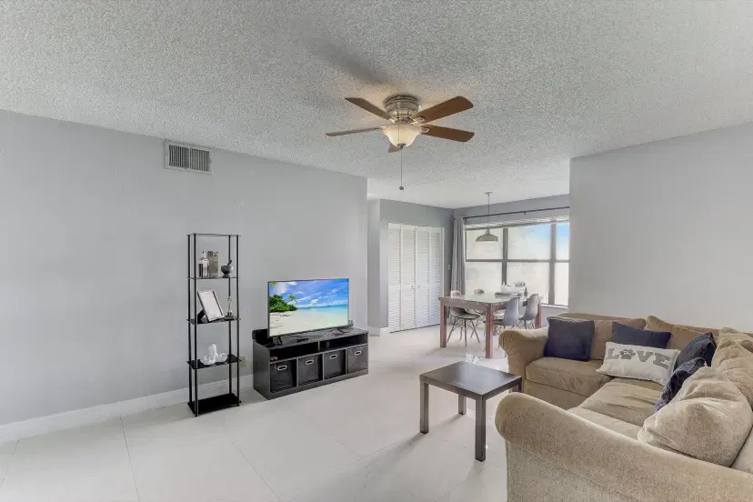 Picture of 2900 S University Dr 9102, Davie FL 33328