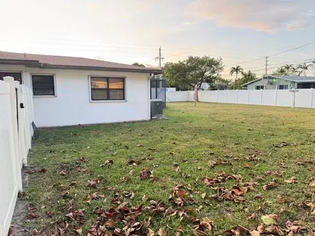 Picture of 46 SW 7 St, Dania Beach FL 33004