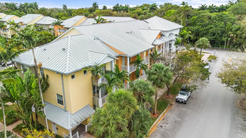 Picture of 1334 SW 2Nd Ct 1334, Fort Lauderdale FL 33312