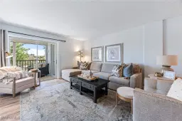Picture of 555 Park Shore Dr B312, Naples, FL 34103