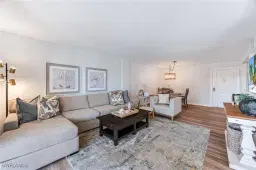 Picture of 555 Park Shore Dr B312, Naples, FL 34103