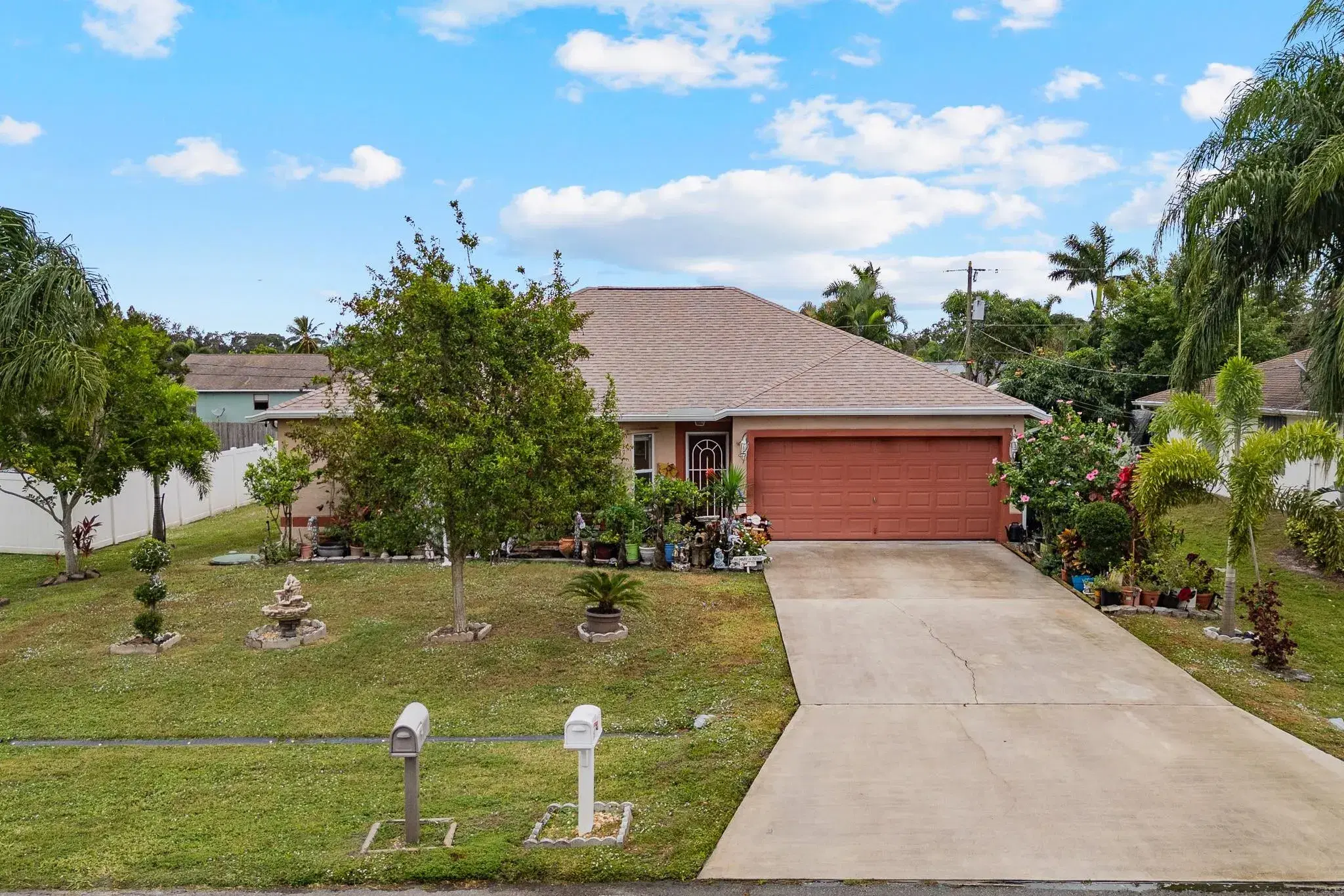Picture of 1231 SW Byron St, Port St Lucie, FL 34983