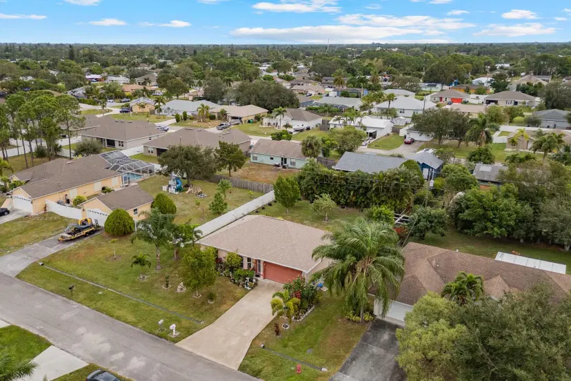 Picture of 1231 SW Byron St, Port St Lucie FL 34983