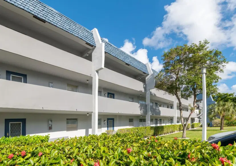 Picture of 7897 Golf Circle Dr 101, Margate FL 33063