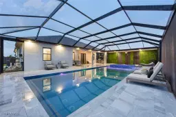 Picture of 428 NE 1St Ave, Cape Coral, FL 33909
