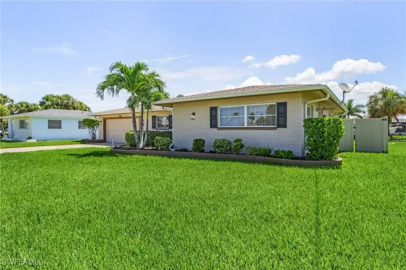 Picture of 5309 Cocoa Ct, Cape Coral FL 33904