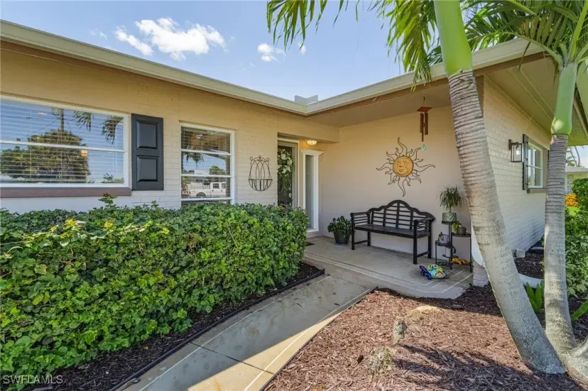 Picture of 5309 Cocoa Ct, Cape Coral FL 33904