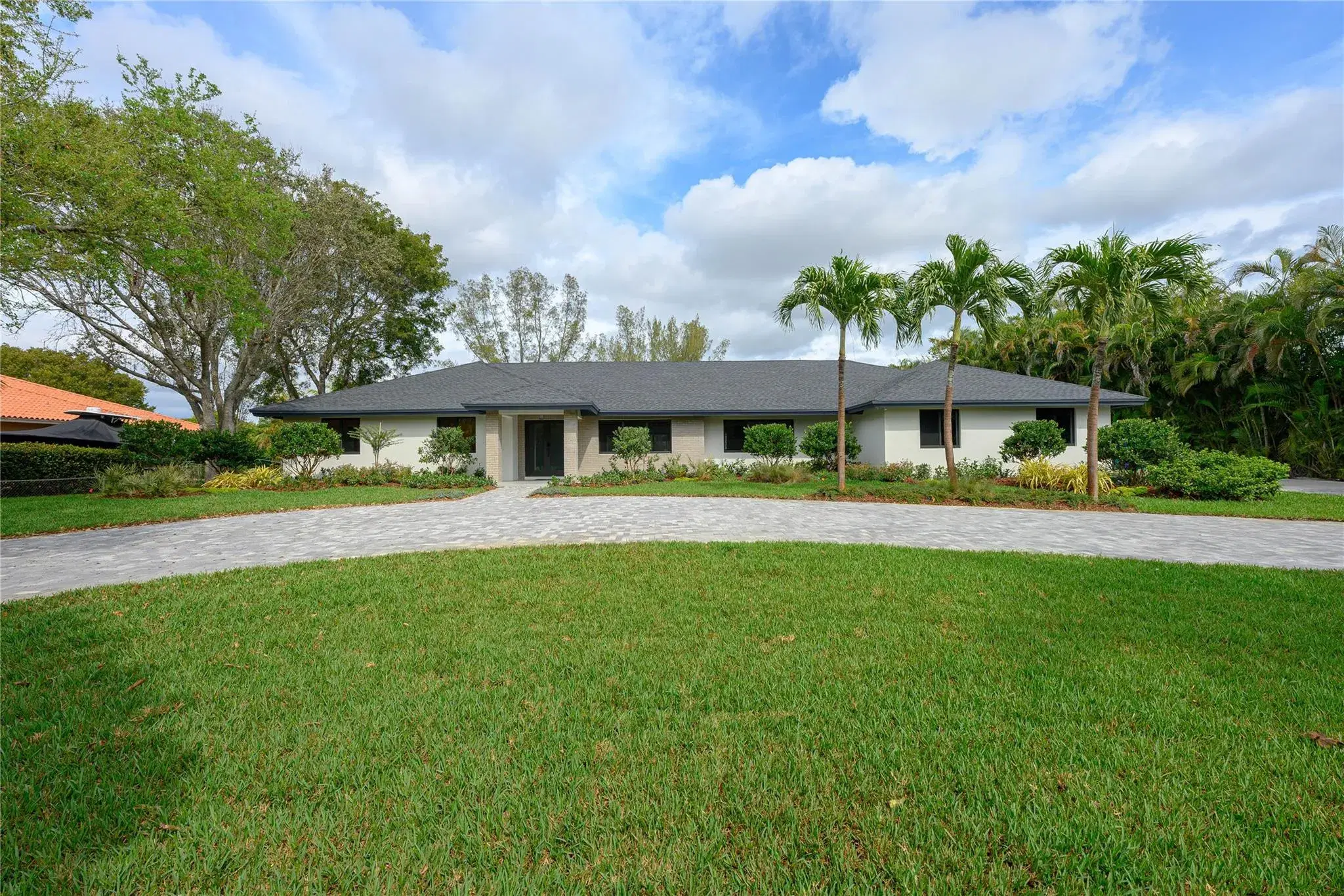 Picture of 15901 SW 54 Place, Southwest Ranches, FL 33331