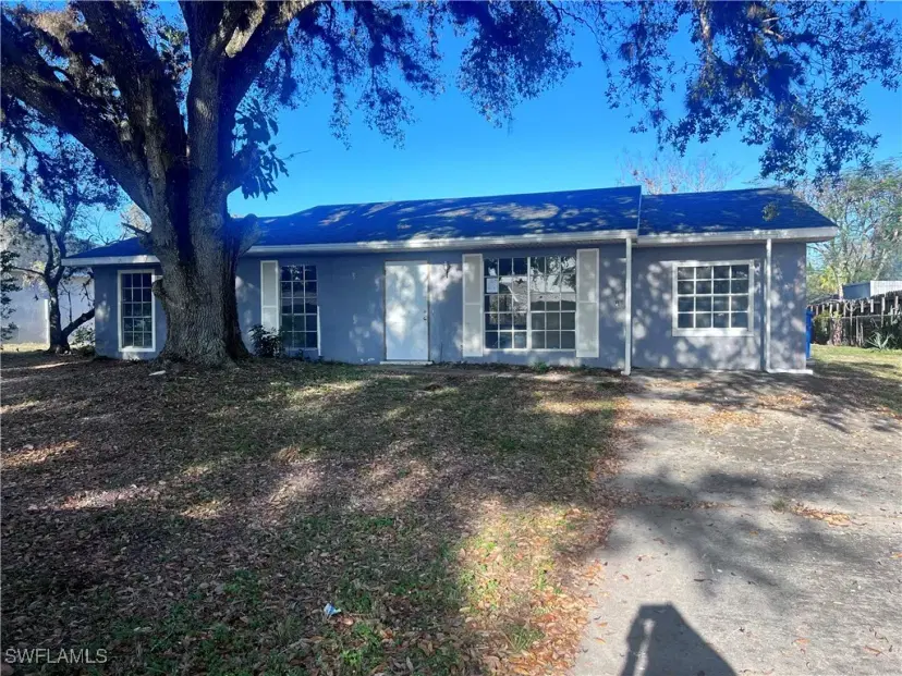 Picture of 4030 School Cir, Labelle FL 33935
