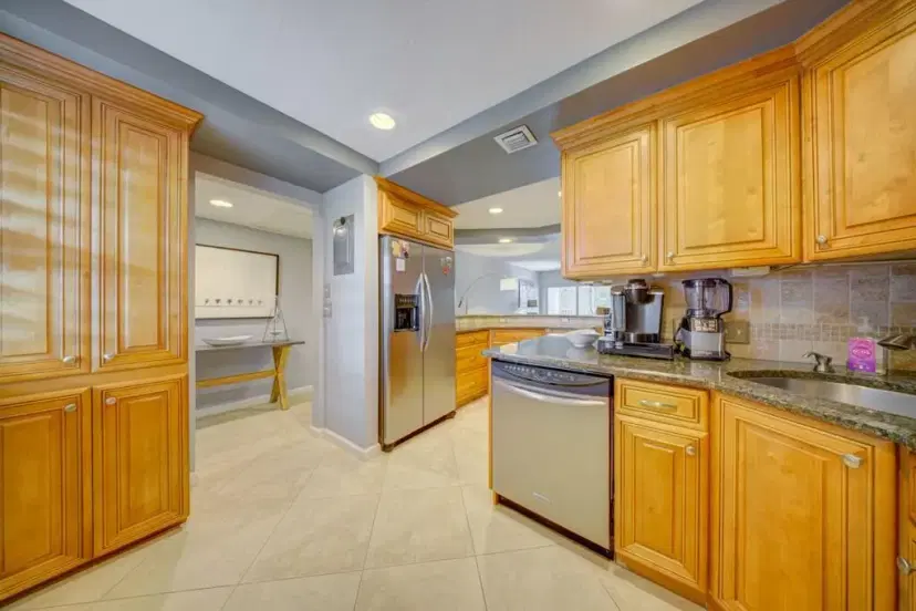 Picture of 3200 N Palm Aire Drive 503, Pompano Beach FL 33069