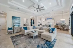Picture of 7469 Lantana Cir, Naples, FL 34119
