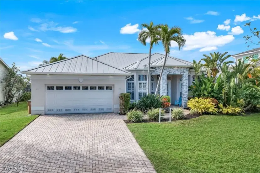 Picture of 5024 SW Pelican Blvd, Cape Coral FL 33914