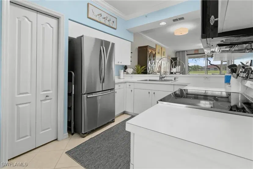 Picture of 2690 Cypress Trace Cir 3214, Naples FL 34119