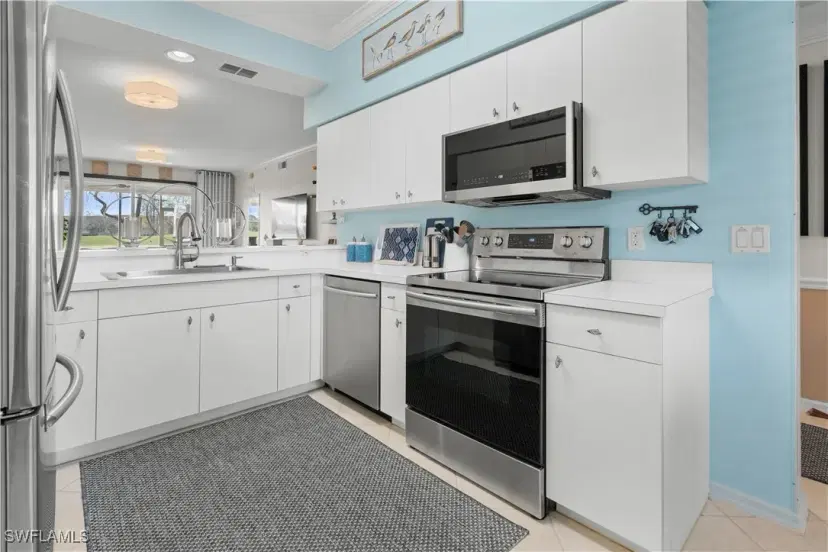 Picture of 2690 Cypress Trace Cir 3214, Naples FL 34119