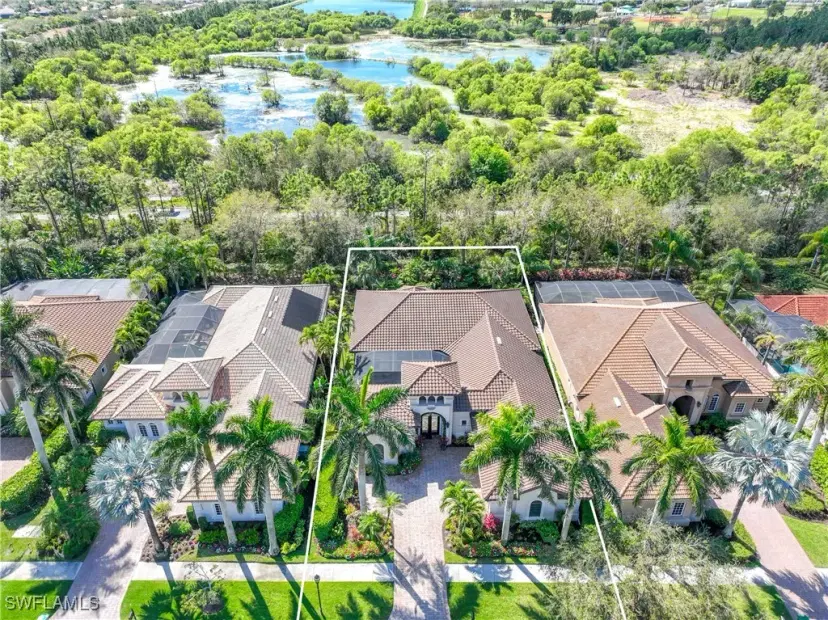 Picture of 8862 Shenendoah Cir, Naples FL 34113