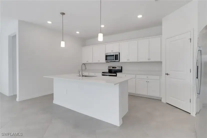 Picture of 18789 Marlin Kite Ln, North Fort Myers FL 33917