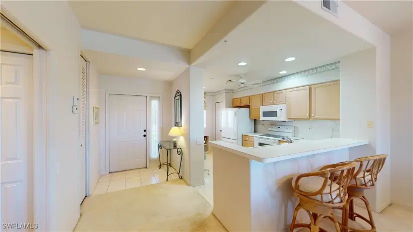 Picture of 16400 Millstone Cir 203, Fort Myers FL 33908