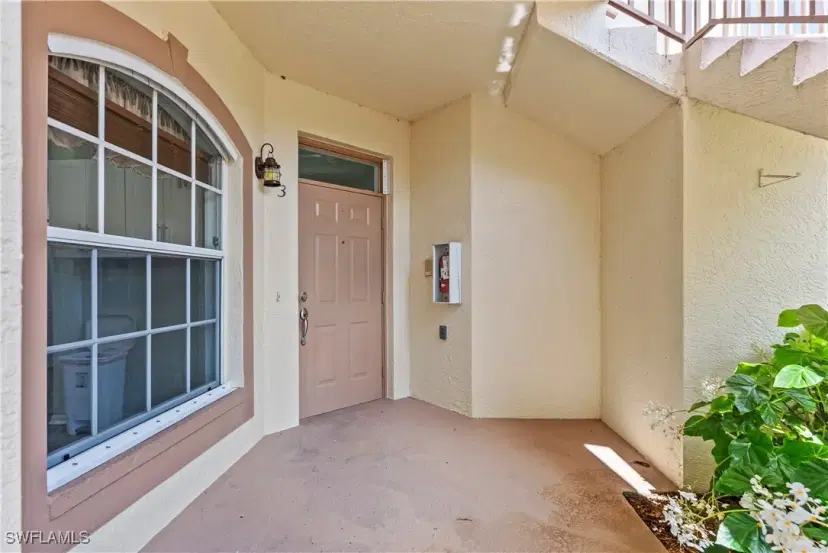 Picture of 182 Newport Dr 1003, Naples FL 34114