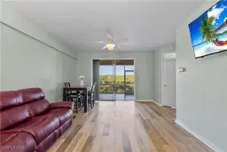 Picture of 182 Newport Dr 1003, Naples, FL 34114