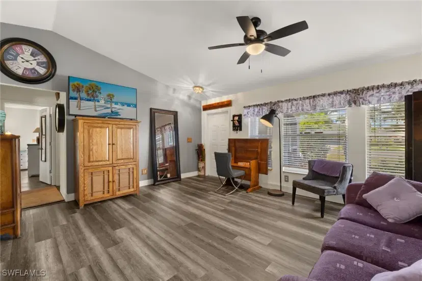 Picture of 205 SE 24Th St, Cape Coral FL 33990