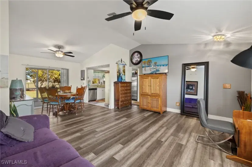 Picture of 205 SE 24Th St, Cape Coral FL 33990