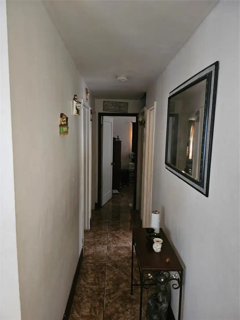 Picture of 2520 NW 160Th St, Miami Gardens FL 33054