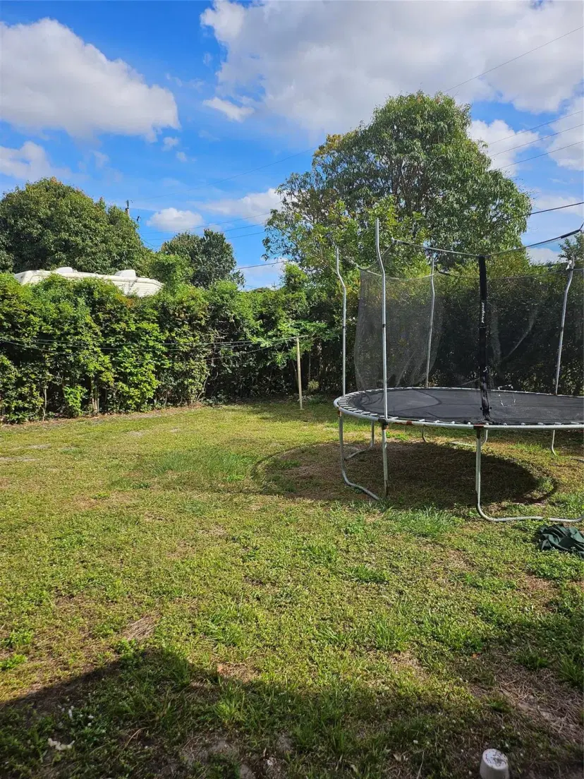 Picture of 2520 NW 160Th St, Miami Gardens FL 33054