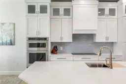 Picture of 9308 Fieldstone Ln, Naples, FL 34120