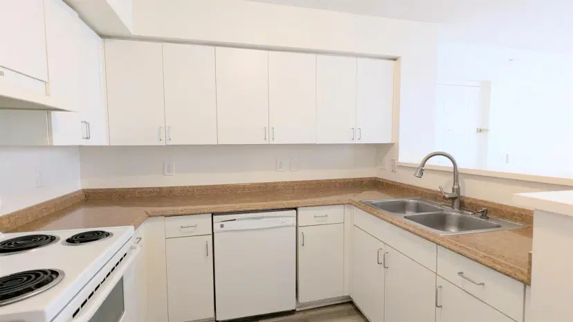 Picture of 4816 N State Road 7 102, Coconut Creek FL 33073
