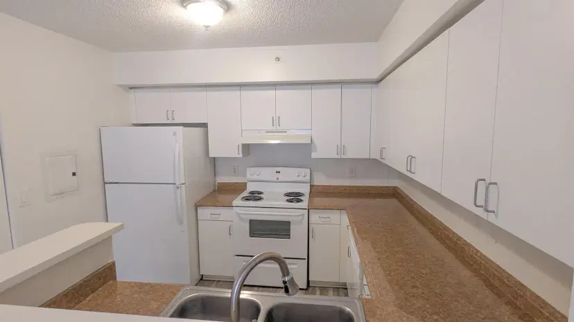 Picture of 4816 N State Road 7 102, Coconut Creek FL 33073