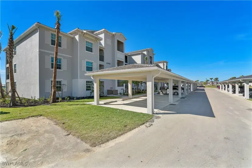 Picture of 43981 Boardwalk Loop 2244, Punta Gorda FL 33982