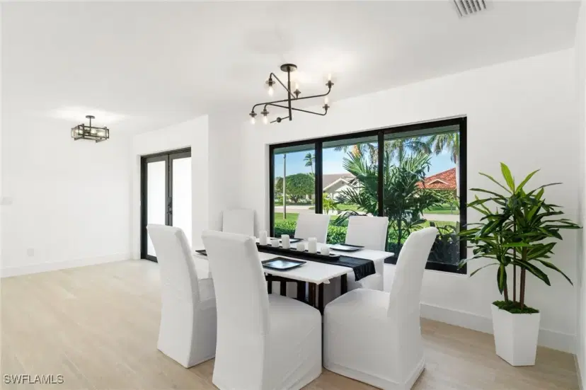 Picture of 2421 Kings Lake Blvd, Naples FL 34112