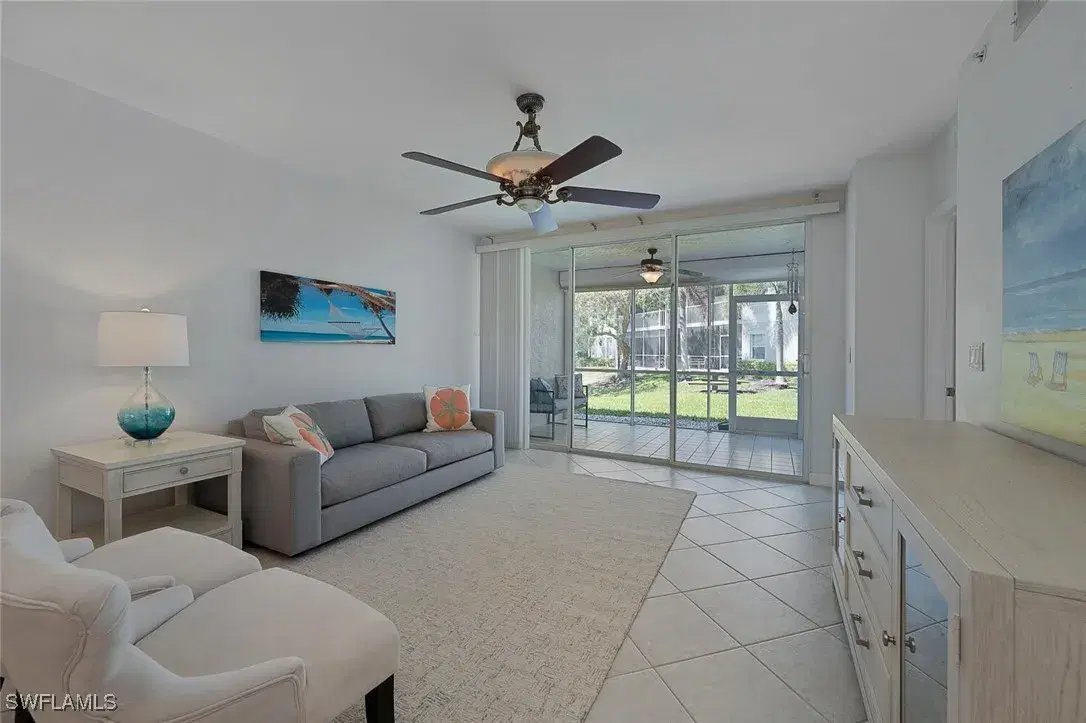 Picture of 2585 Old Groves Rd 104, Naples, FL 34109