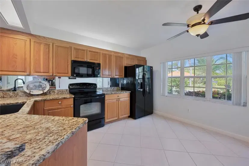 Picture of 2585 Old Groves Rd 104, Naples FL 34109