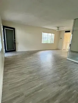 Picture of 10 Burgundy A, Delray Beach, FL 33484