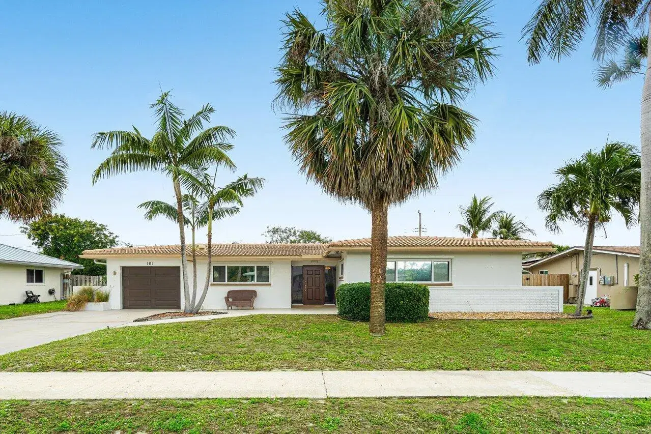 Picture of 101 Palamino Circle, Boca Raton, FL 33487