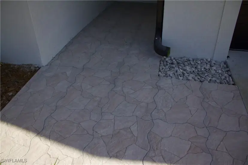 Picture of 7016 Tide Cir, Labelle FL 33935