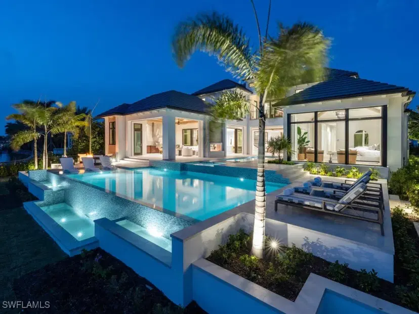 Picture of 3240 Gin Ln, Naples FL 34102