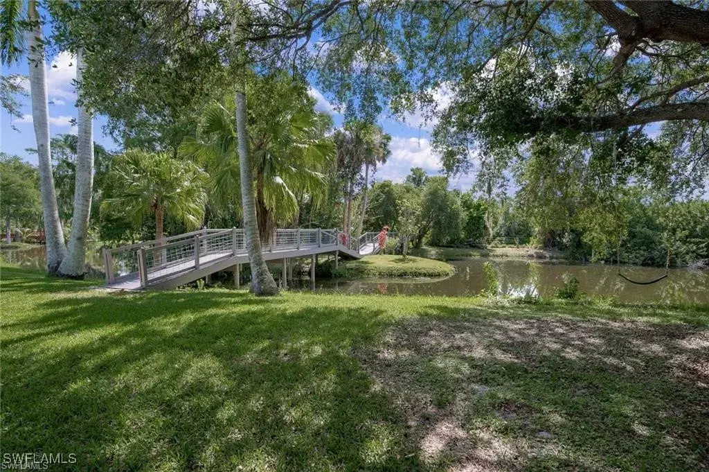 Picture of 17226 Castleview Dr, North Fort Myers, FL 33917