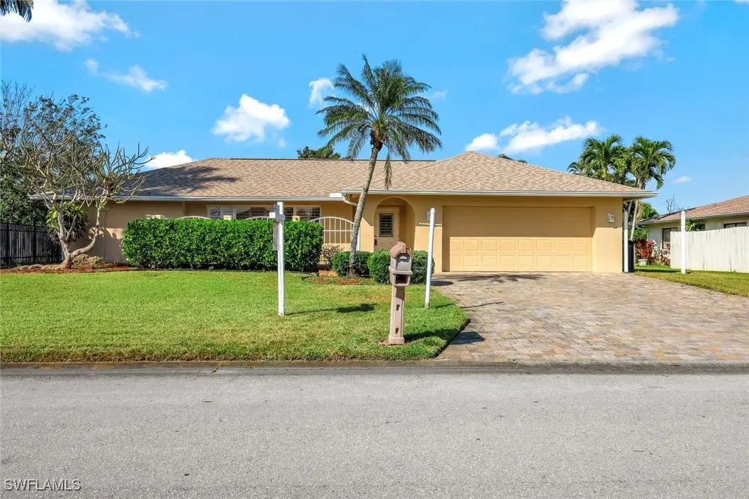Picture of 1388 Tredegar Dr, Fort Myers, FL 33919