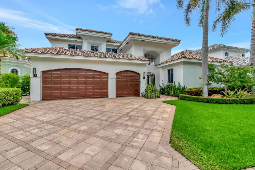 Picture of 4085 Avalon Pointe Drive, Boca Raton FL 33496