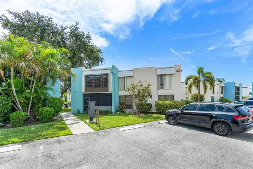 Picture of 516 Osprey Drive 14A, Delray Beach FL 33444