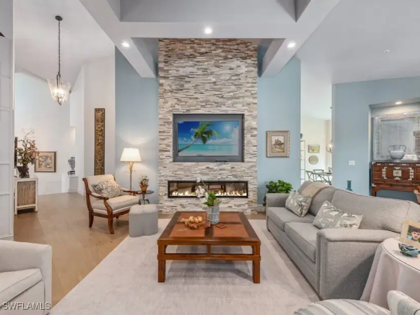Picture of 247 Colonade Cir, Naples FL 34103
