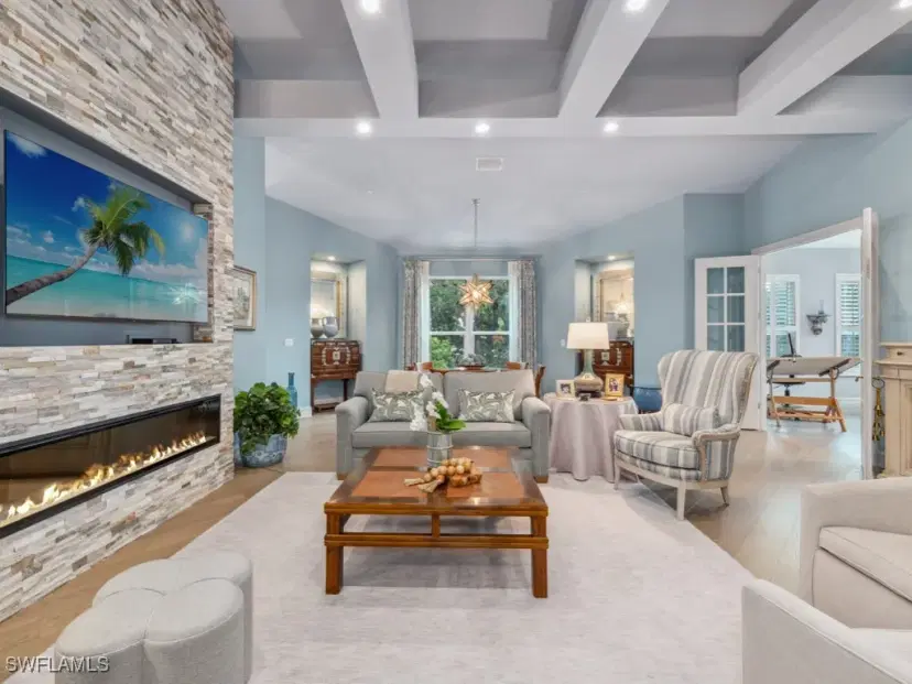 Picture of 247 Colonade Cir, Naples FL 34103