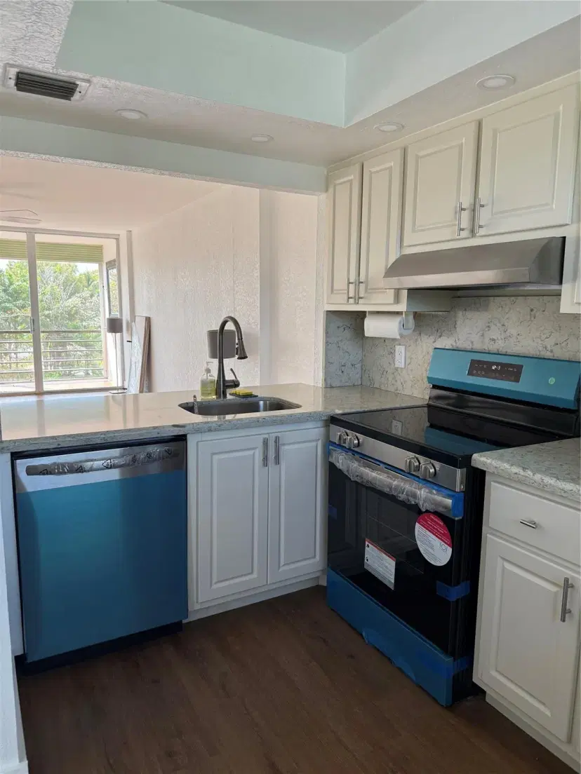 Picture of 111 Royal Park Dr 3A, Oakland Park FL 33309