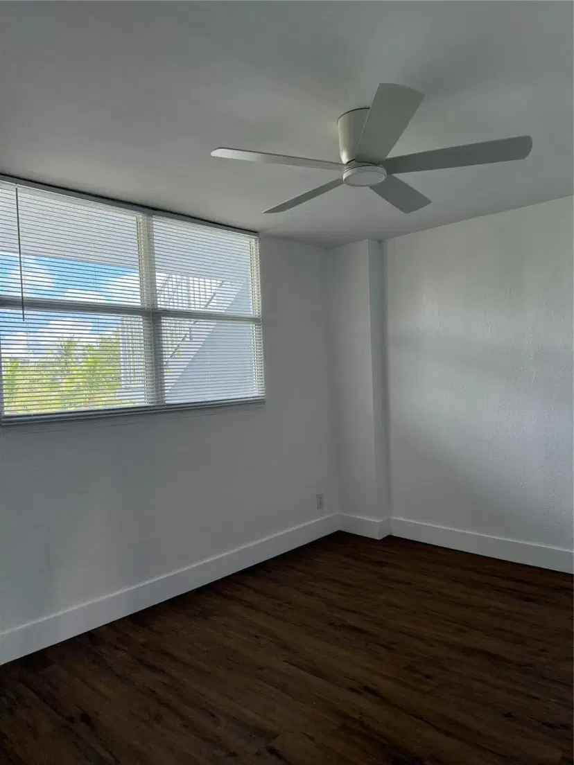 Picture of 111 Royal Park Dr 3A, Oakland Park FL 33309
