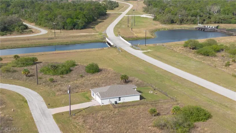 Picture of 140 Bethlehem Pl, Labelle FL 33935